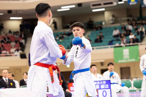 空手道部が東日本大学空手道選手権大会の男子団体組手で7年ぶり15回目の優勝を果たしました イメージ画像