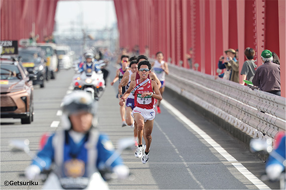 駅伝競走部が全日本大学駅伝で第6位入賞、シード権を獲得しました イメージ画像
