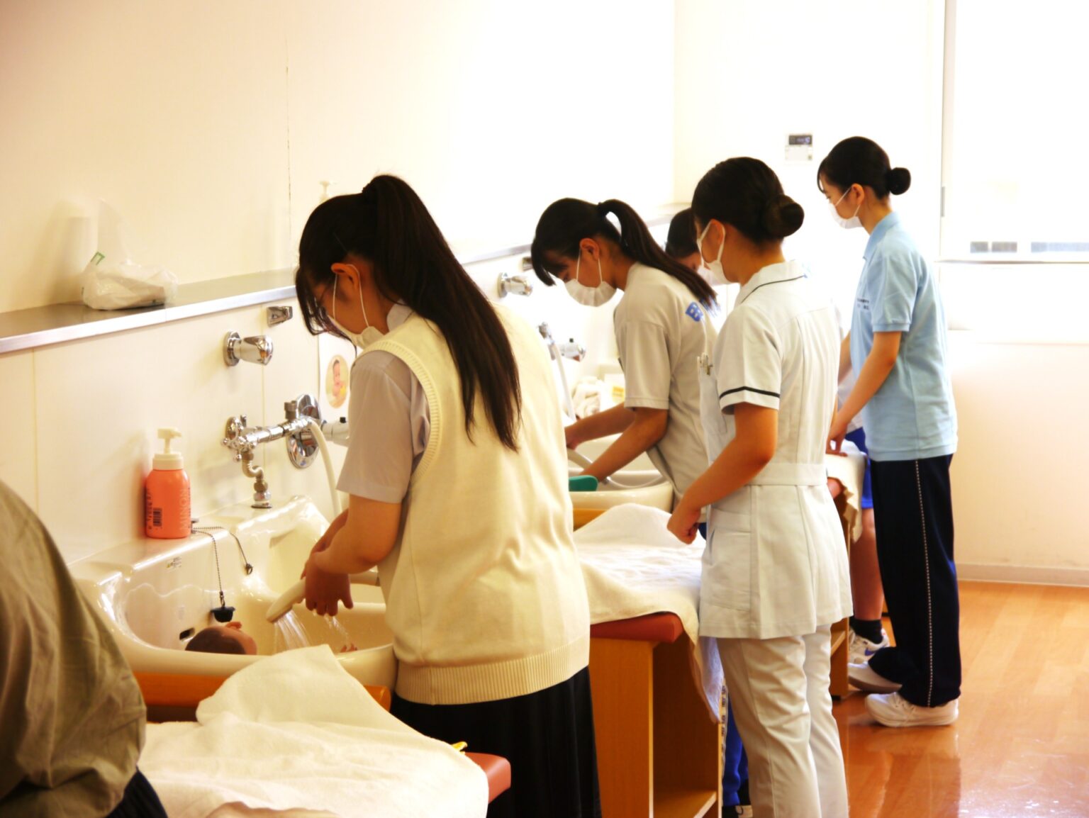 オープンキャンパスを開催しました 帝京山梨看護専門学校 オープンキャンパスを開催しました 帝京山梨看護専門学校