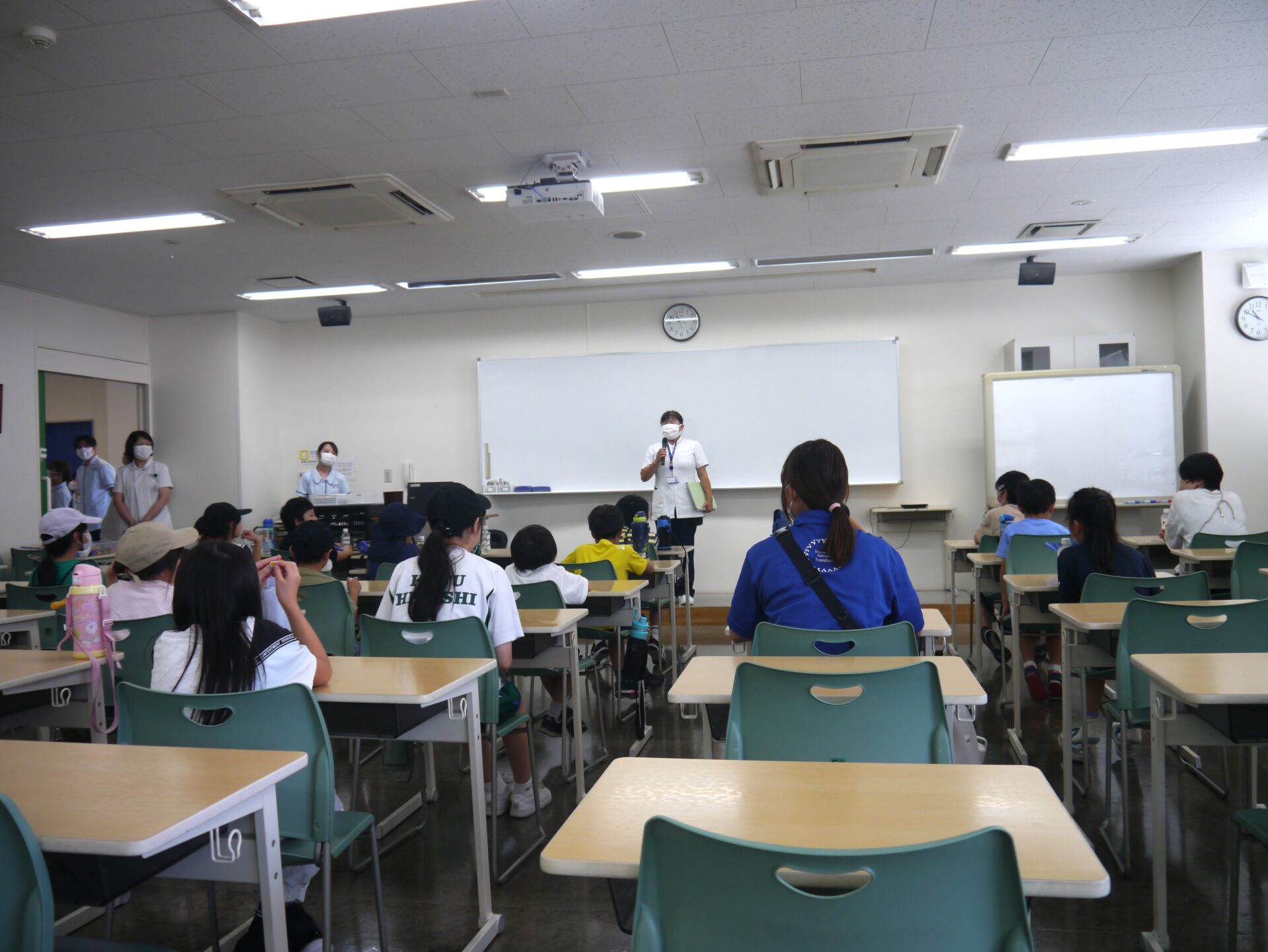 こどものための看護学校体験」を開催しました！ - 帝京山梨看護専門学校